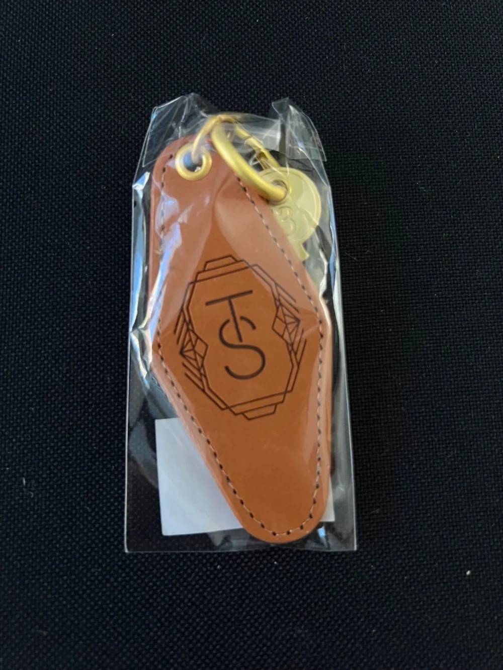 Taylor Swift Showgirl Keychain The Life Of A Showgirl Hotel Keychain TLOAS